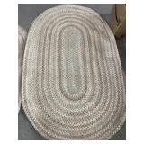 Oval braided rug - approx 5ft x 3ft
