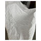 White quilt twin size