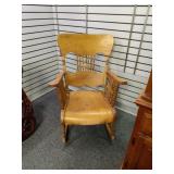 Antique Oak  Rocking Chair. Very Nice Condition