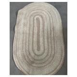 Braided oval rug - 63x 37in