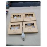 4 boxes of decorative light bulbs 4 bulbs per box