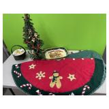 Gingerbread man tree skirt, and decor