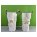 2 metal garden planters