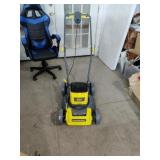 40 Volt Electric Push 17" Trim Lawnmower Runs.