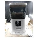 Automatic pet feeder