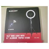 Ring light with tripod