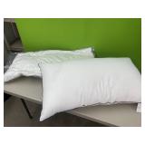 2 new king size gel fiber pillows