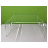 Plastic shelf - 21in long 9in tall 12in deep