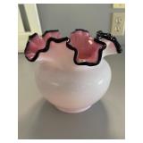 Fenton vase (black rose)
