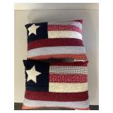 2 12x16in Americana pillows