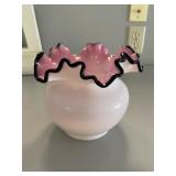 Fenton vase (black rose)