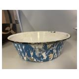 Blue swirl graniteware bowl