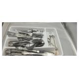 Wm Rogers Silverware , Flatware Deluxe Stainless