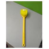 20" Rubbermaid utility brush