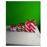 Set of 3 lighted Christmas gift boxes