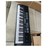 61 Key Full Sixe Keyboard. Read Description!