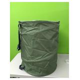 New set of 3 collapsible trash