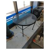 23" Round Iron Mesh Patio Table