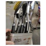 New Bakers& Chefs 5 PC BBQ Tools Really Nice Set