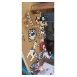 Cow lot, various cow decorations