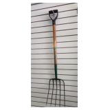 5 tine Manure Fork union tools