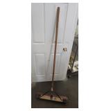 Shop broom push broom