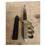 Reproduction 1918 U S. Knuckle Knife With Sheath