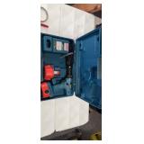 Makita 6228d Drill with Charger and 2 batteries