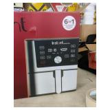 Instant Vortex plus Big  6Qt  Air Fryer.   Has