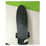 New Megvoya skate board approx 21"