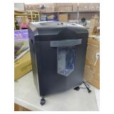 New Paper Shredder.  18 Pages per minute Tested &