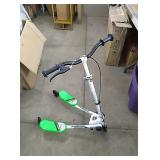 Speeder swing drifting scooter