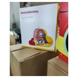 New Boots & Barkley Cat Scratcher