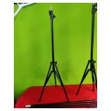 2 Backdrop/Lighting?  Tripods