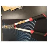 New  yard shears