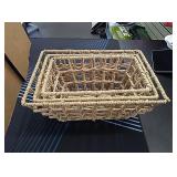 New 3 piece basket set....cute....largest is
