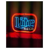 LIGHT BEER NEON LIGHT...Works