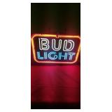BUD LIGHT  NEON....WORKS GREAT