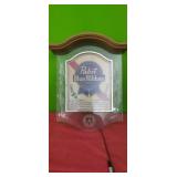 PABST  BEER LIGHT. (Needs Cord)