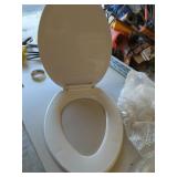 New Oval Toilet Seat with Bolts