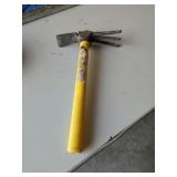 Garden Aerator Pick Fiberglass Handle