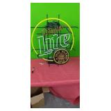 MILLER LITE NEON (Plugged in..does not light up)