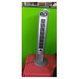 LASKO TOWER FAN / with remote  42"tallWorks