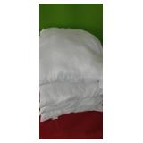 4 Pillow  Inserts.  18x18" NEW