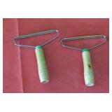 Portable lint removers