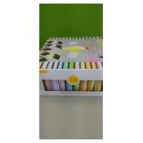 SIDEWALK  CHALK SET. 120 PIECES