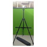 Portable  Art Easel with carrying case  (NEW IN