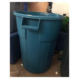 Trash can with handles - no lid