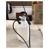 2 gallon lawn and garden sprayer