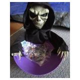 Animated Candy Bowl / Halloween / Very Cool